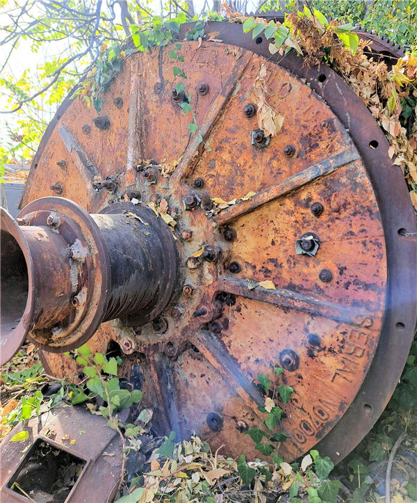 Marcy 8' X 6' (2.4m X 1.8m) Ball Mill, Wet Grind, Rubber Liners, No Motor)